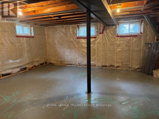 1938 Royal Crescent, London East (East I), Ontario  N5V 1N7 - Photo 12 - X12479317