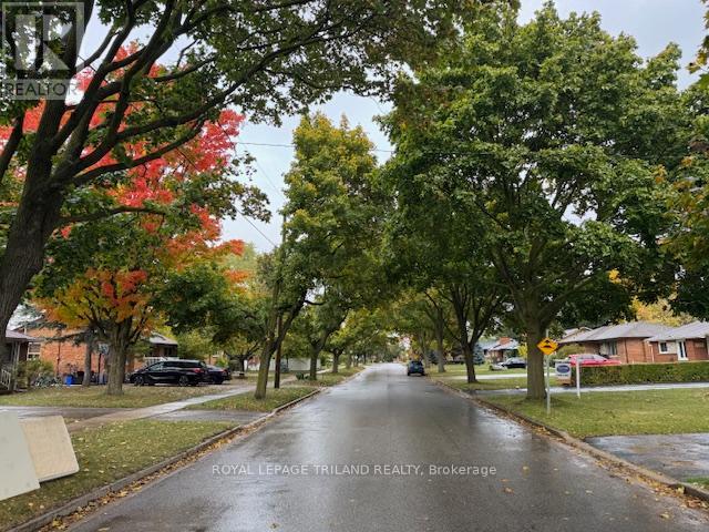 1938 Royal Crescent, London East (East I), Ontario  N5V 1N7 - Photo 21 - X12479317