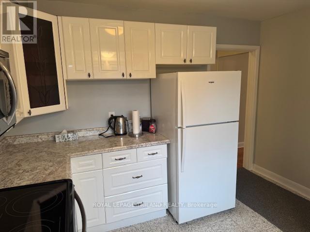 1938 Royal Crescent, London East (East I), Ontario  N5V 1N7 - Photo 7 - X12479317