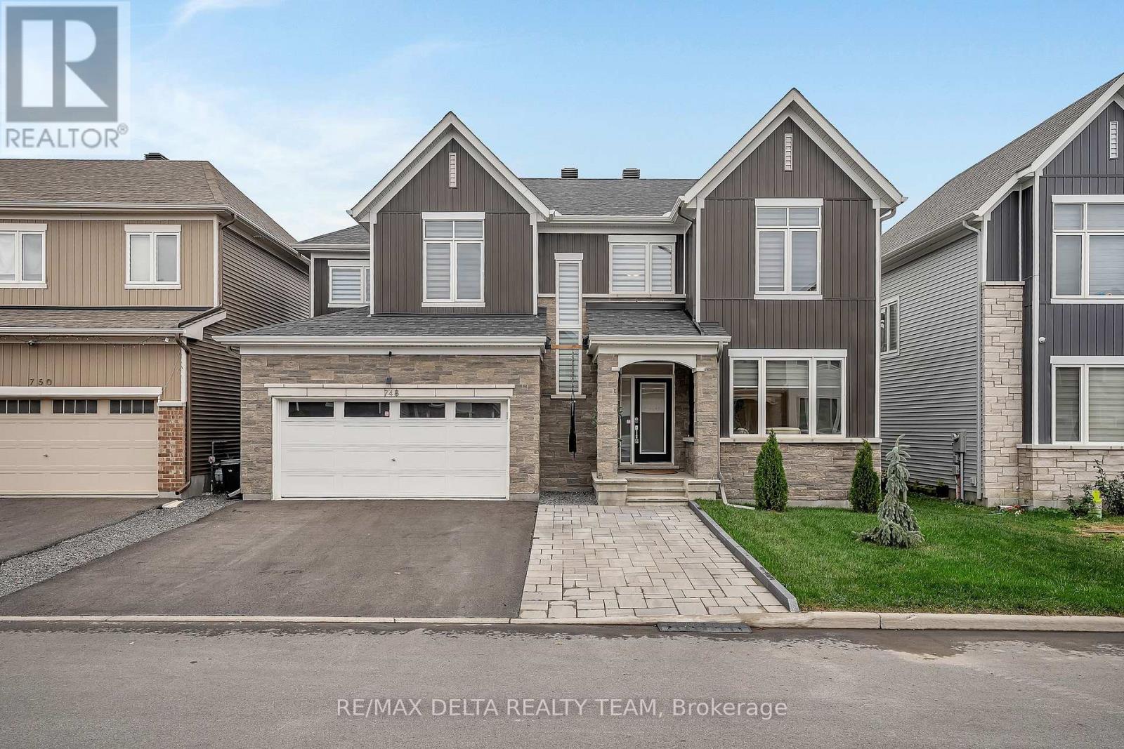 748 VENNECY TERRACE, Ottawa, Ontario