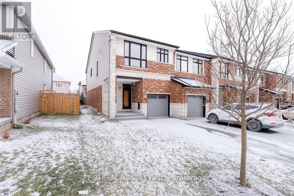 210 COOKS MILL CRESCENT, Ottawa, Ontario