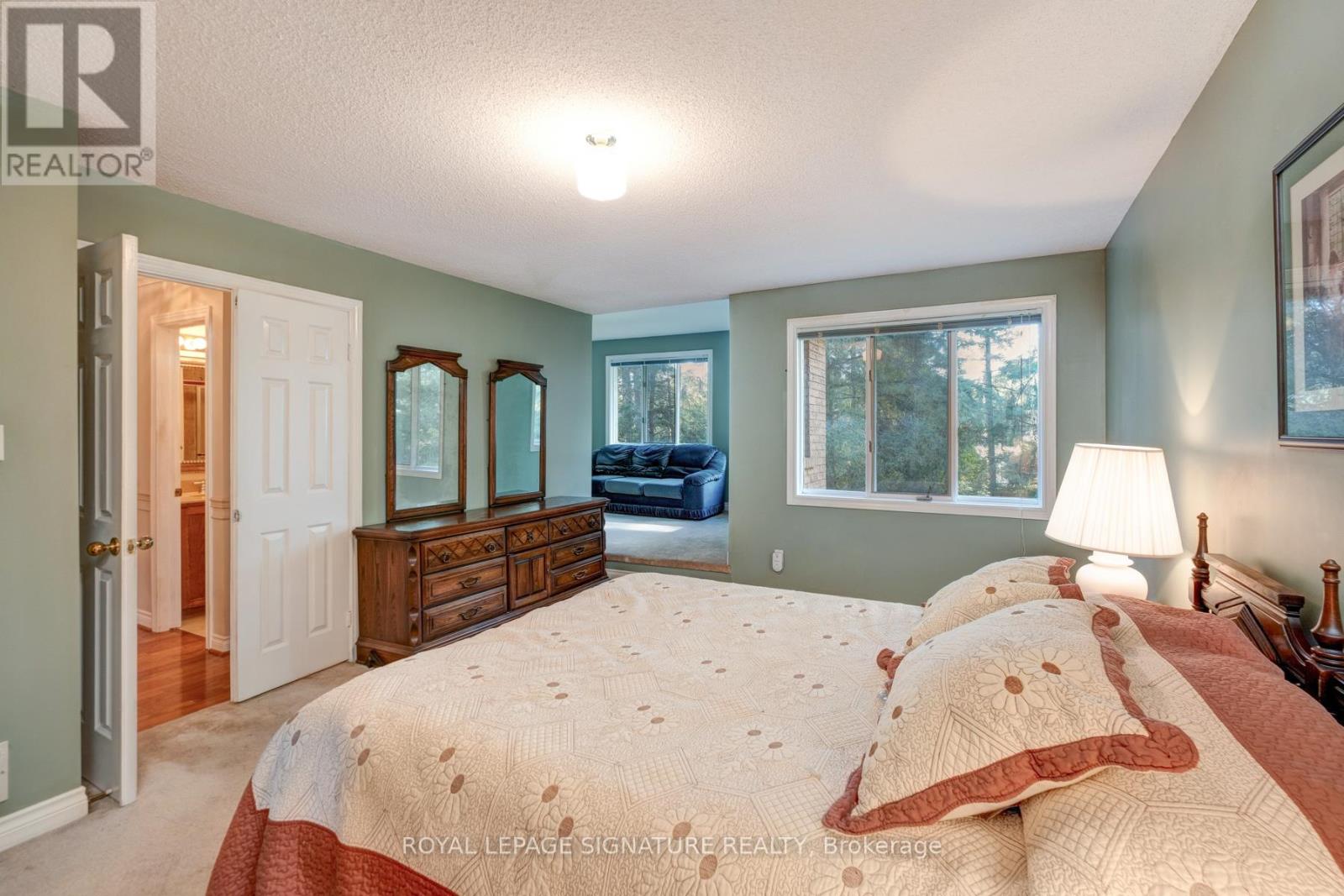 4 Ruth Court, Whitchurch-Stouffville, Ontario  L4A 2E3 - Photo 22 - N12479234