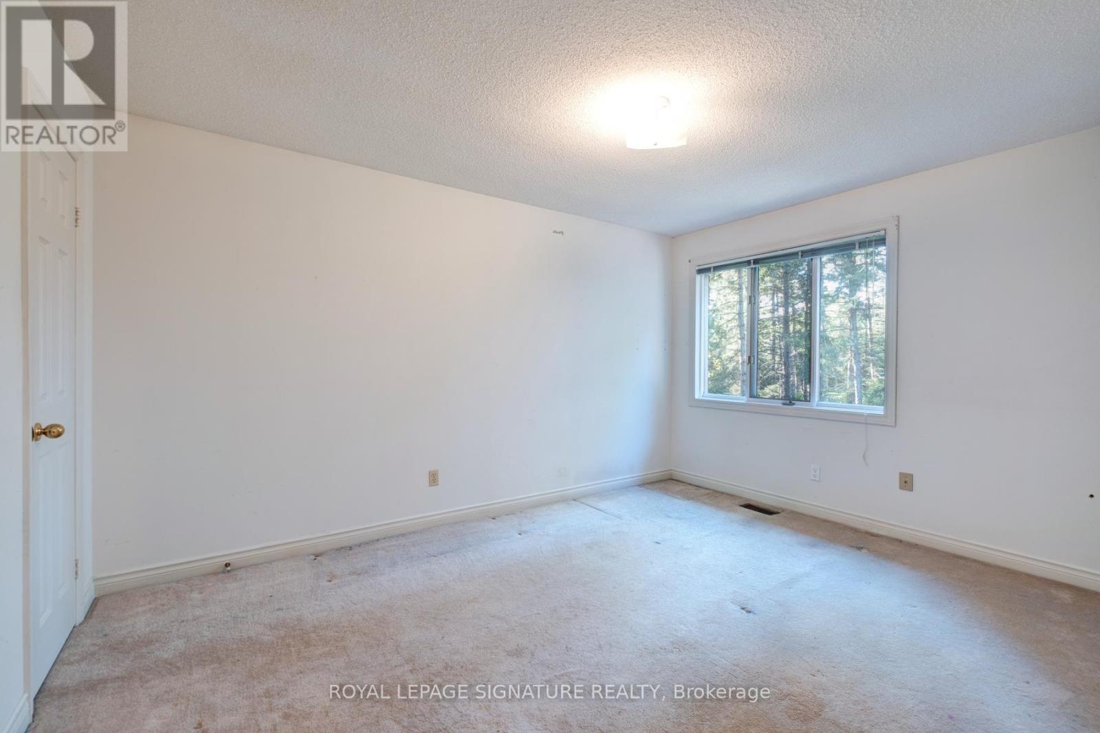 4 Ruth Court, Whitchurch-Stouffville, Ontario  L4A 2E3 - Photo 25 - N12479234