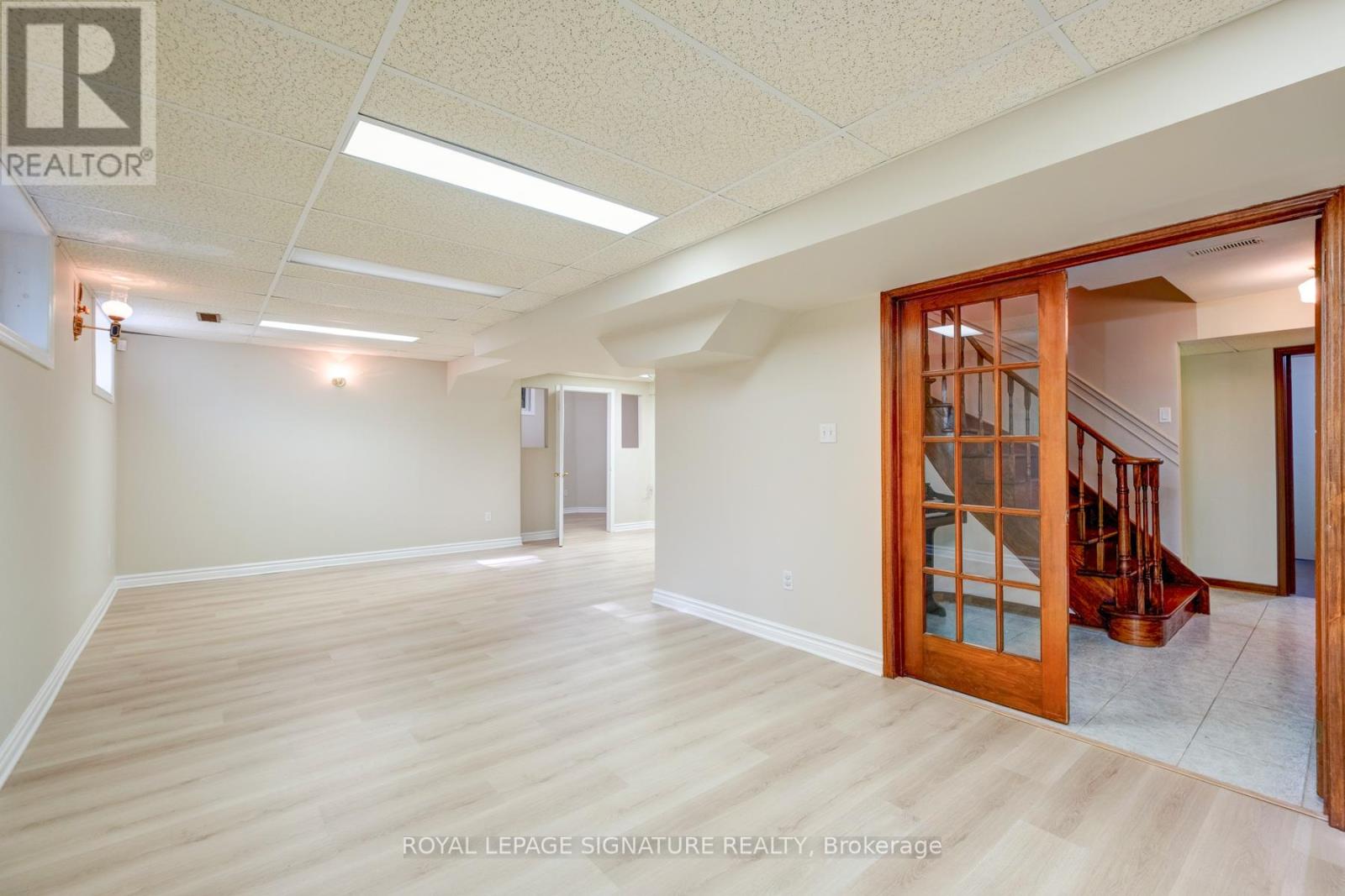 4 Ruth Court, Whitchurch-Stouffville, Ontario  L4A 2E3 - Photo 30 - N12479234