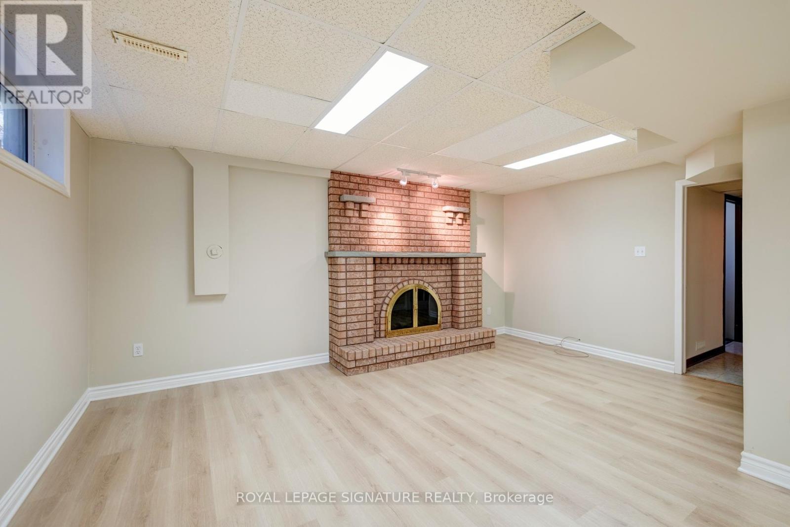 4 Ruth Court, Whitchurch-Stouffville, Ontario  L4A 2E3 - Photo 32 - N12479234
