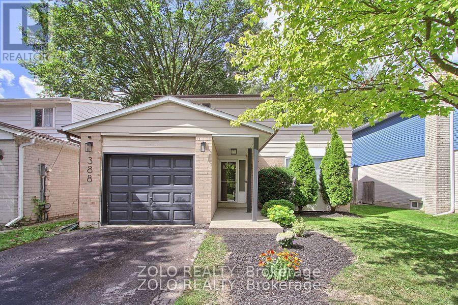 388 TERRY DRIVE, Newmarket, Ontario