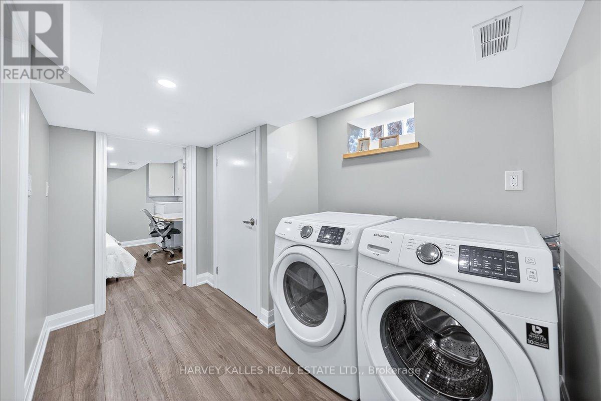 338 Bartlett Avenue N, Toronto, Ontario  M6H 3G7 - Photo 28 - W12479156