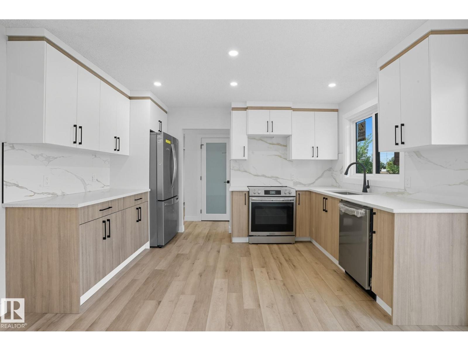 11528 42 Av Nw, Edmonton, Alberta  T6J 0W5 - Photo 9 - E4459668