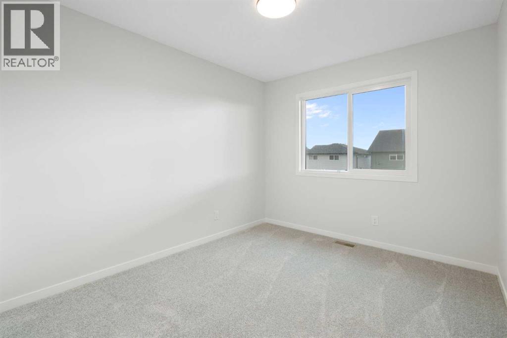 680 Buffaloberry Manor Se, Calgary, Alberta  T3M 3Z3 - Photo 29 - A2264770