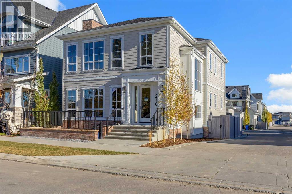 210 Alexandria Green Sw, Calgary, Alberta  T3E 8G8 - Photo 2 - A2266298