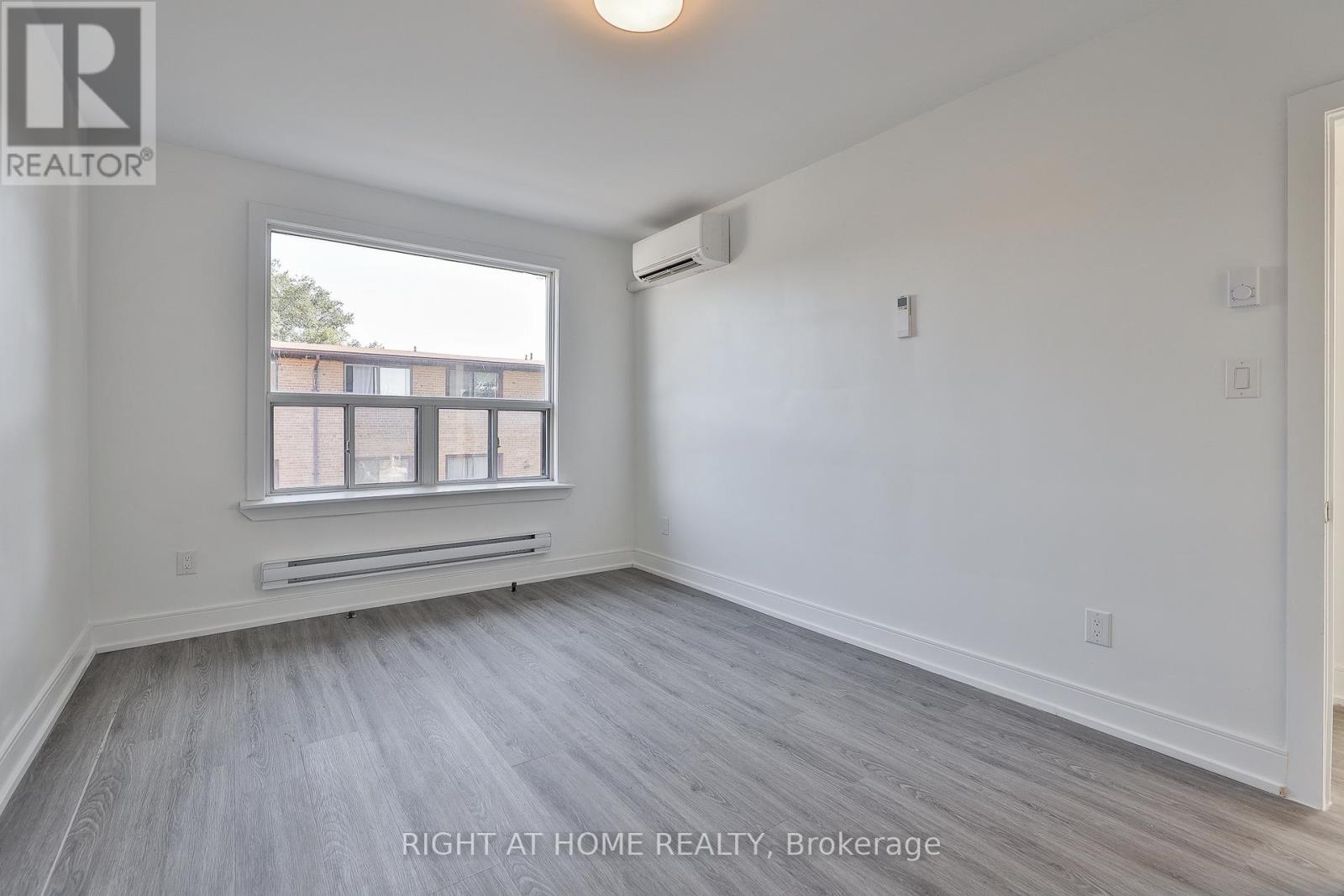 7 - 2841 Keele Street, Toronto, Ontario  M3M 2G7 - Photo 10 - W12479241