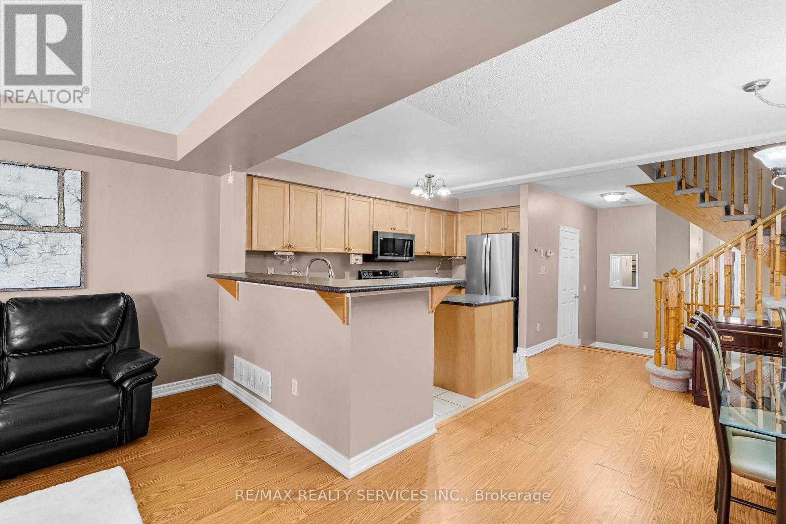 19 Traymore Street, Brampton, Ontario  L7A 2G2 - Photo 16 - W12479253