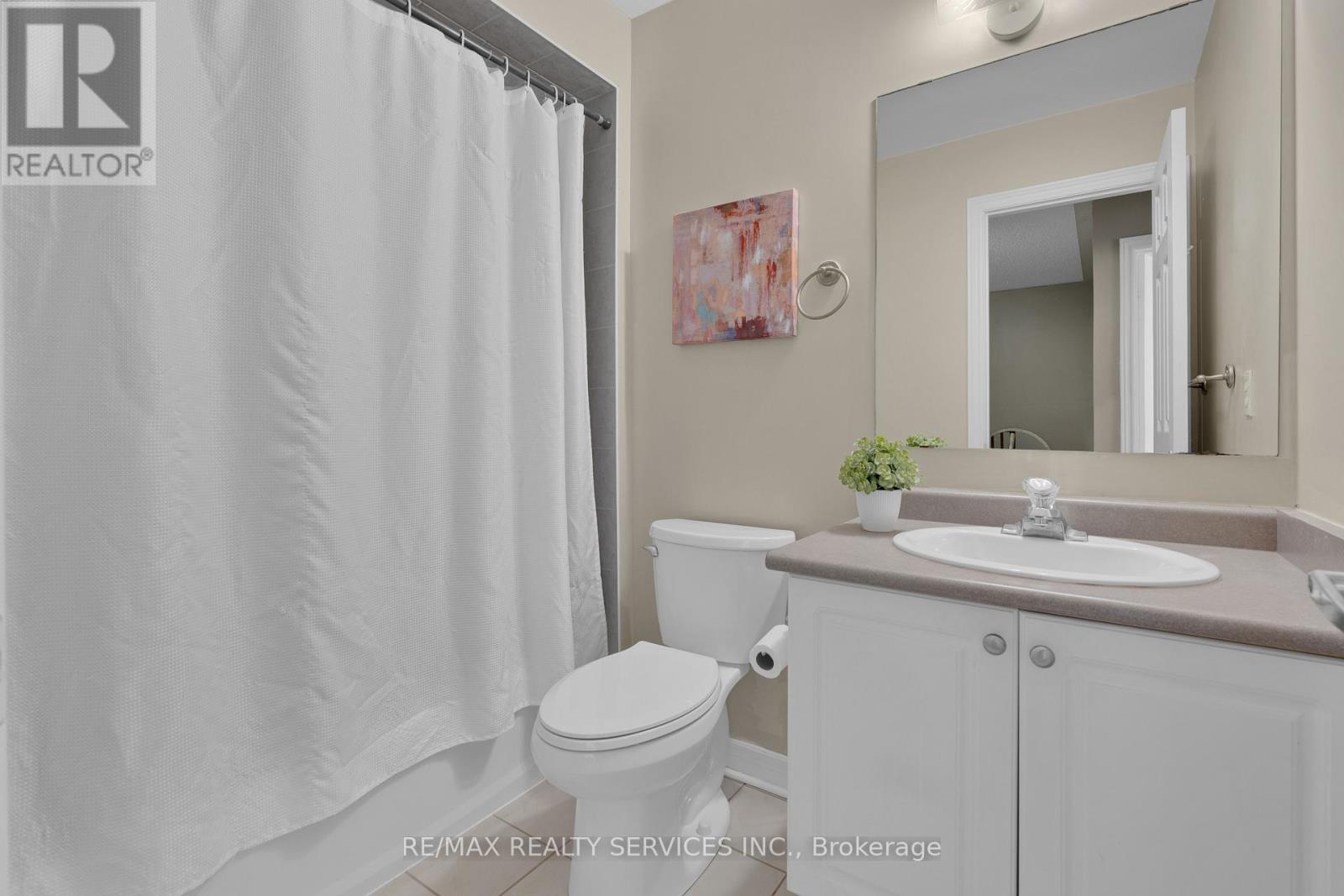 19 Traymore Street, Brampton, Ontario  L7A 2G2 - Photo 22 - W12479253