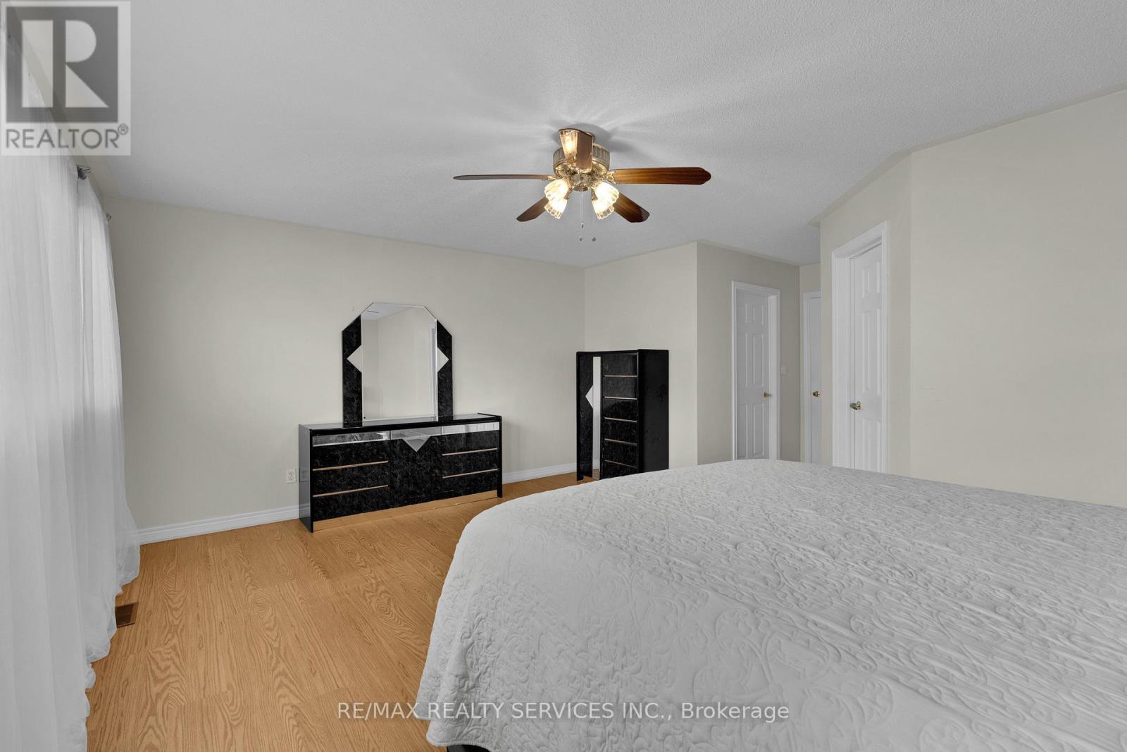 19 Traymore Street, Brampton, Ontario  L7A 2G2 - Photo 24 - W12479253