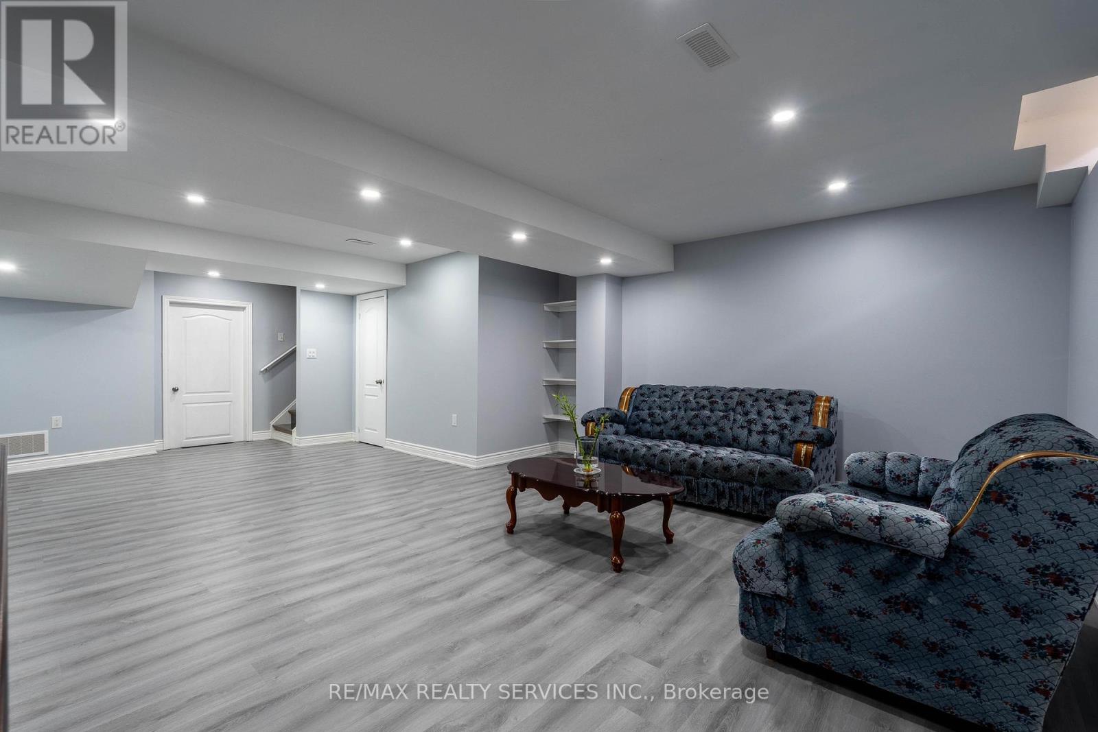 19 Traymore Street, Brampton, Ontario  L7A 2G2 - Photo 28 - W12479253
