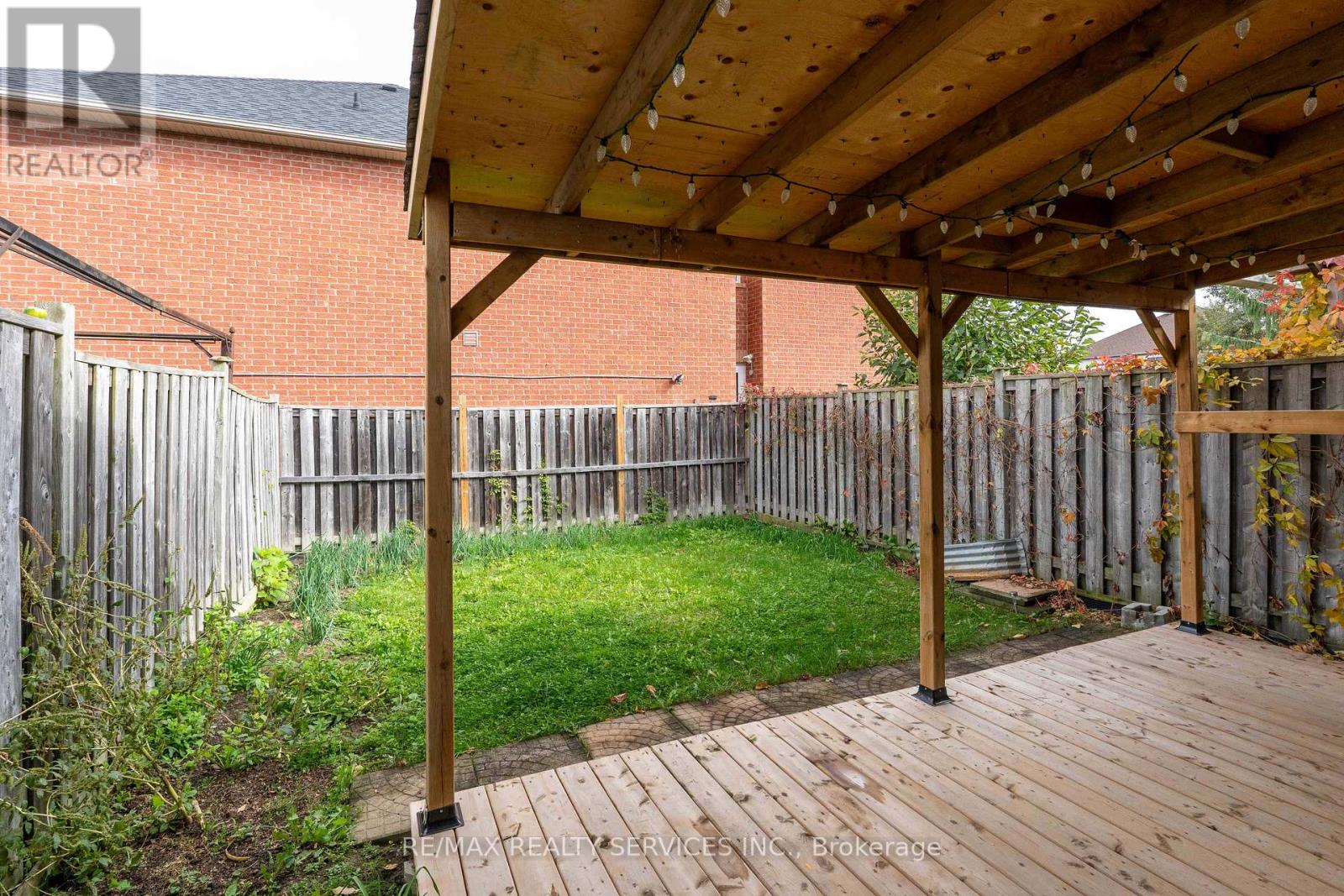 19 Traymore Street, Brampton, Ontario  L7A 2G2 - Photo 30 - W12479253