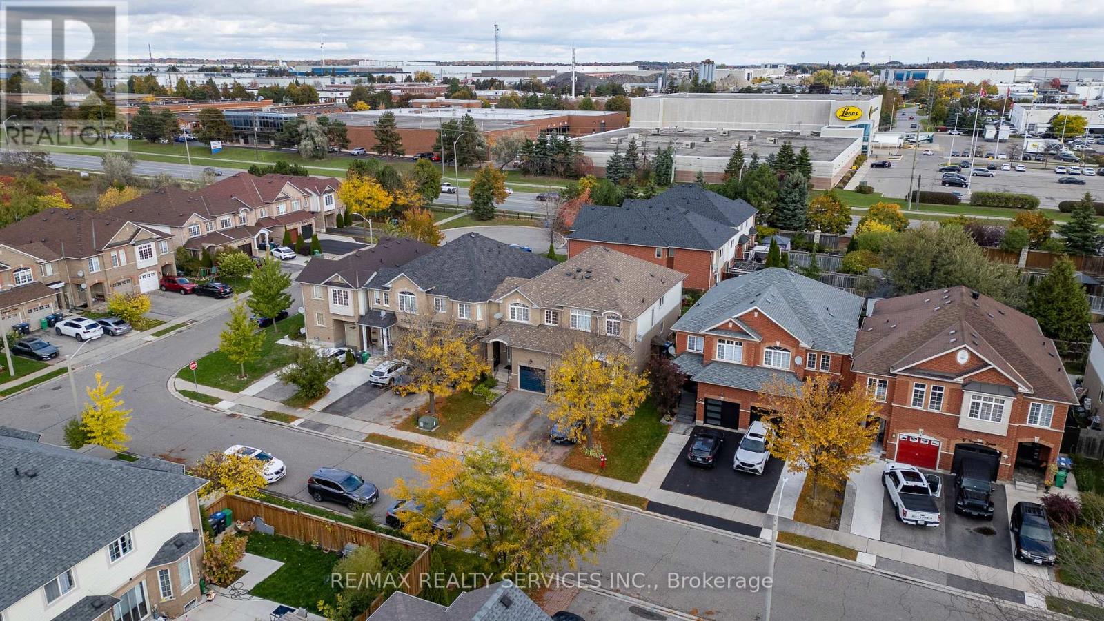 19 Traymore Street, Brampton, Ontario  L7A 2G2 - Photo 35 - W12479253