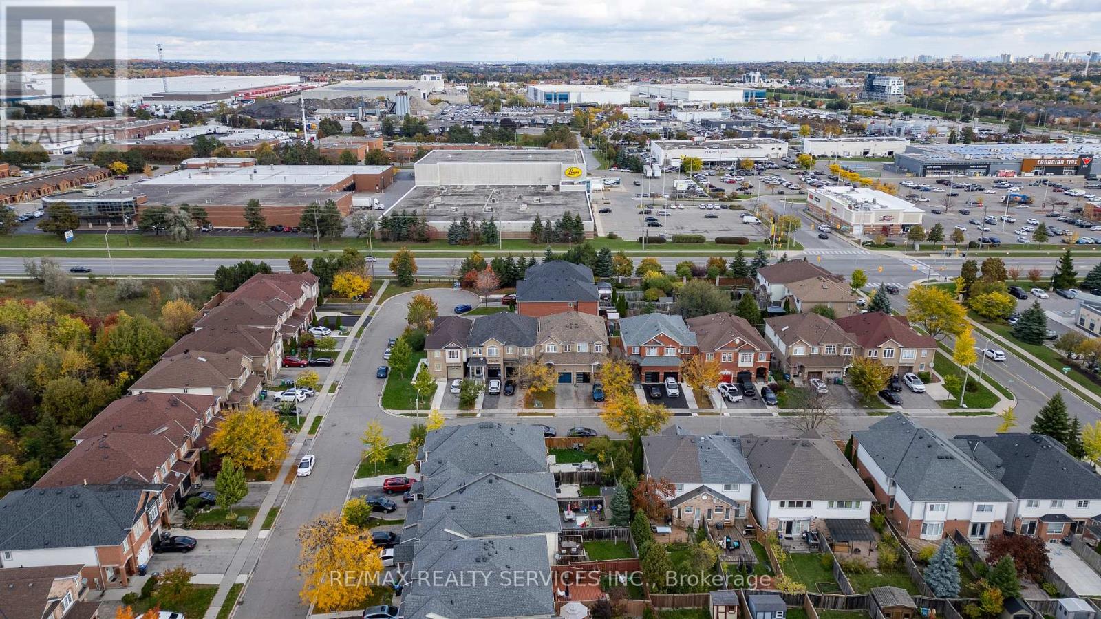 19 Traymore Street, Brampton, Ontario  L7A 2G2 - Photo 37 - W12479253