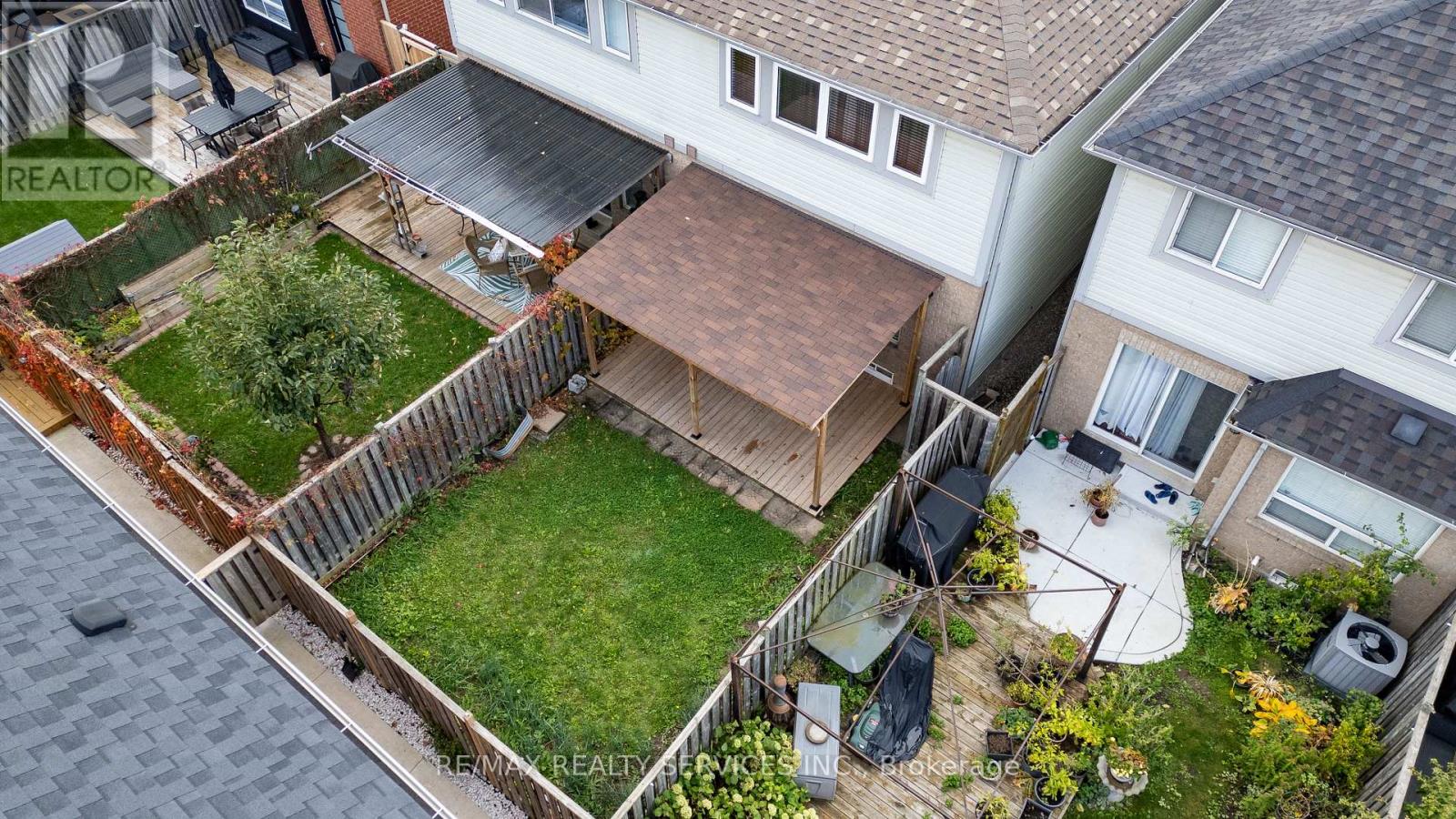 19 Traymore Street, Brampton, Ontario  L7A 2G2 - Photo 40 - W12479253