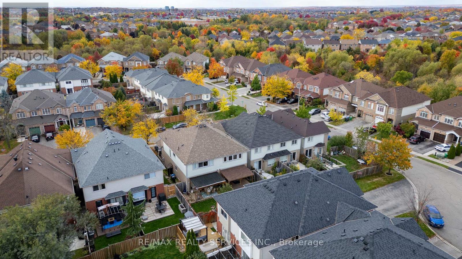 19 Traymore Street, Brampton, Ontario  L7A 2G2 - Photo 43 - W12479253