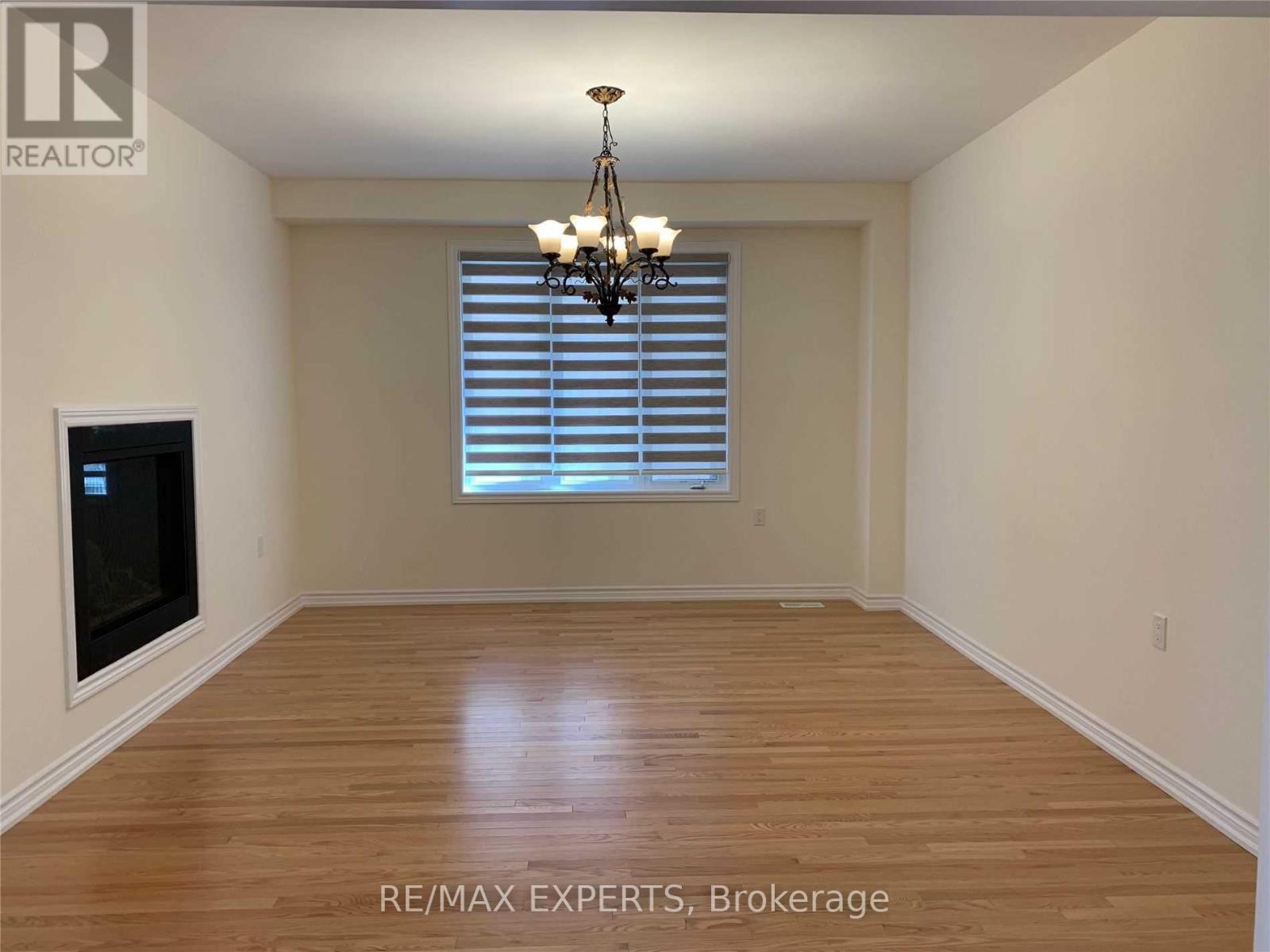 104 Benadir Avenue, Caledon, Ontario  L7C 4E7 - Photo 6 - W12479254