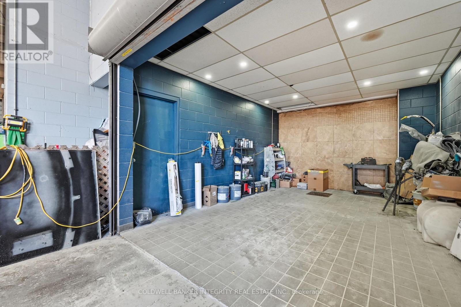 Building - 1135 Speers Road, Oakville, Ontario  L6L 2X5 - Photo 18 - W12479256