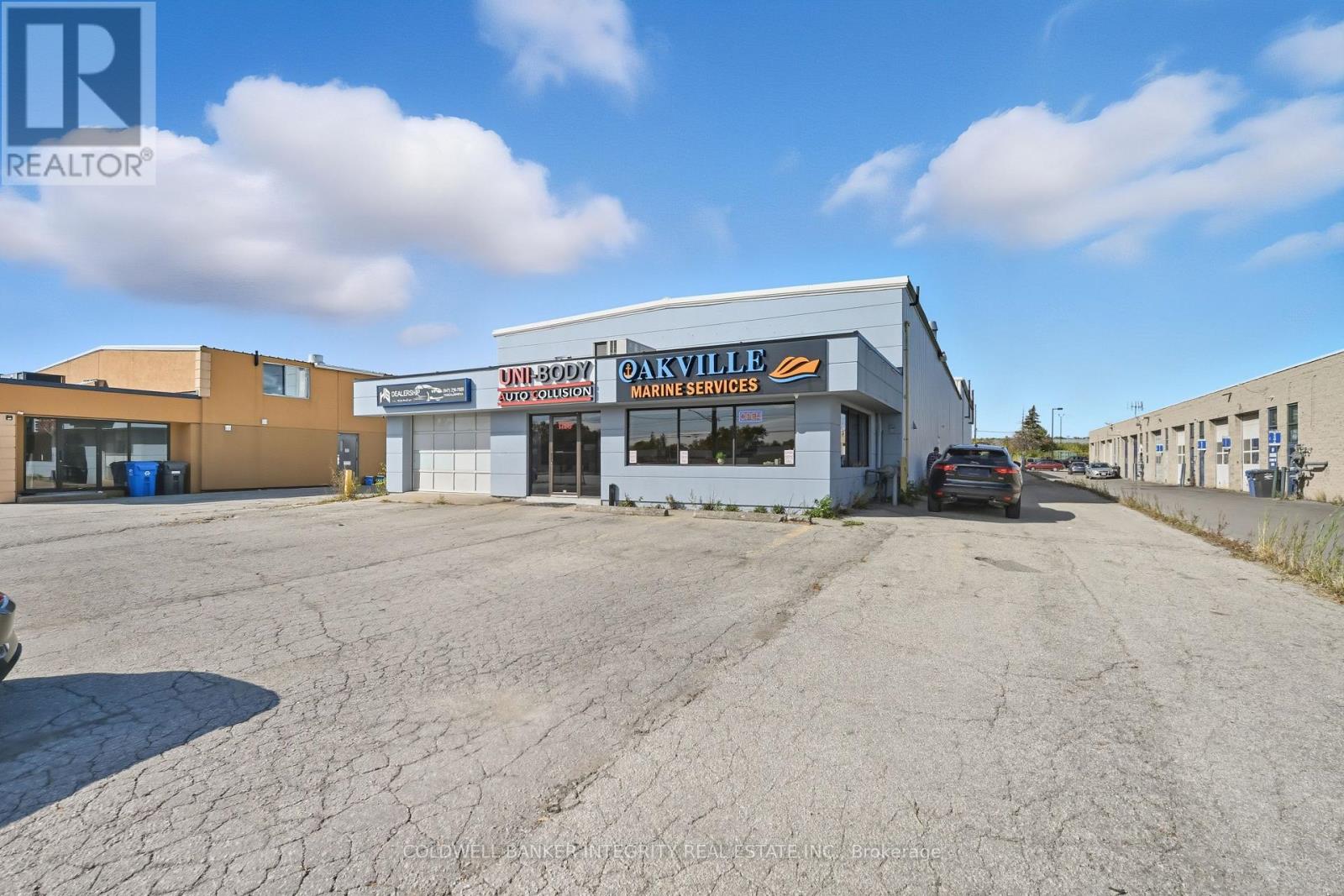 Building - 1135 Speers Road, Oakville, Ontario  L6L 2X5 - Photo 2 - W12479256
