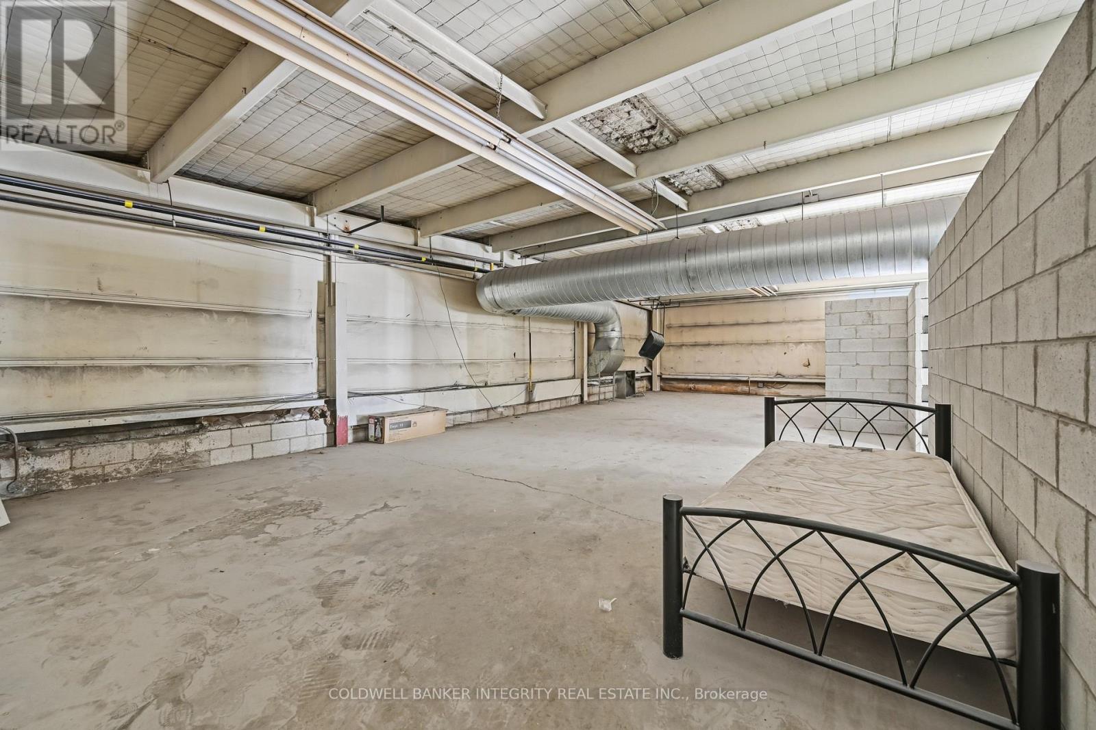 Building - 1135 Speers Road, Oakville, Ontario  L6L 2X5 - Photo 24 - W12479256