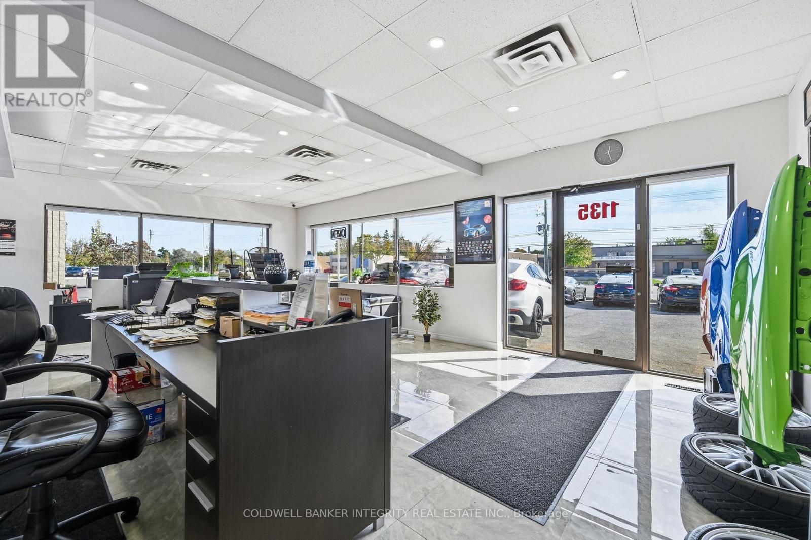 Building - 1135 Speers Road, Oakville, Ontario  L6L 2X5 - Photo 27 - W12479256