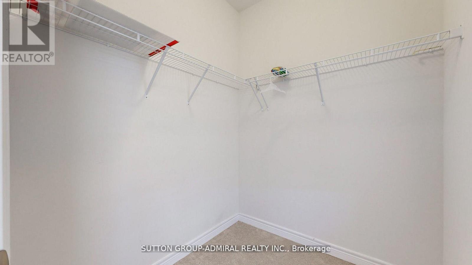 34 Carnegie Drive, Oakville, Ontario  L6H 0V8 - Photo 25 - W12479264