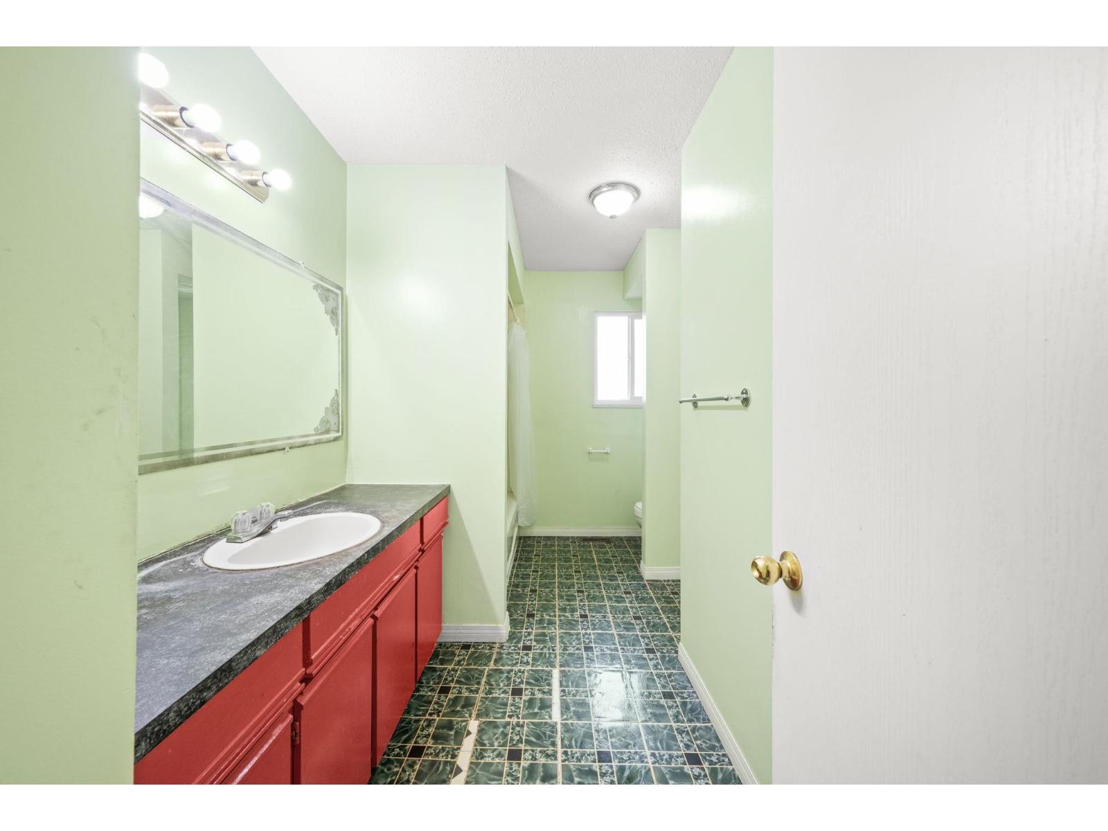 12851 104 Avenue, Surrey, British Columbia  V3T 1T3 - Photo 19 - R3061498