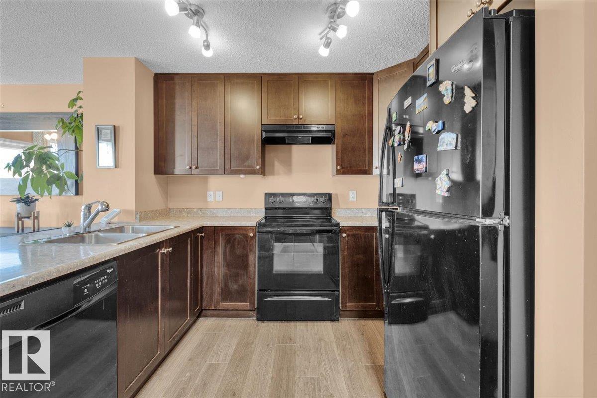 1853 28 St Nw, Edmonton, Alberta  T6T 0N5 - Photo 11 - E4463260