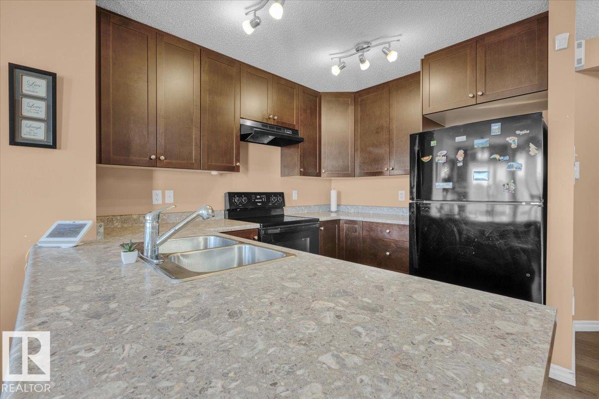 1853 28 St Nw, Edmonton, Alberta  T6T 0N5 - Photo 13 - E4463260
