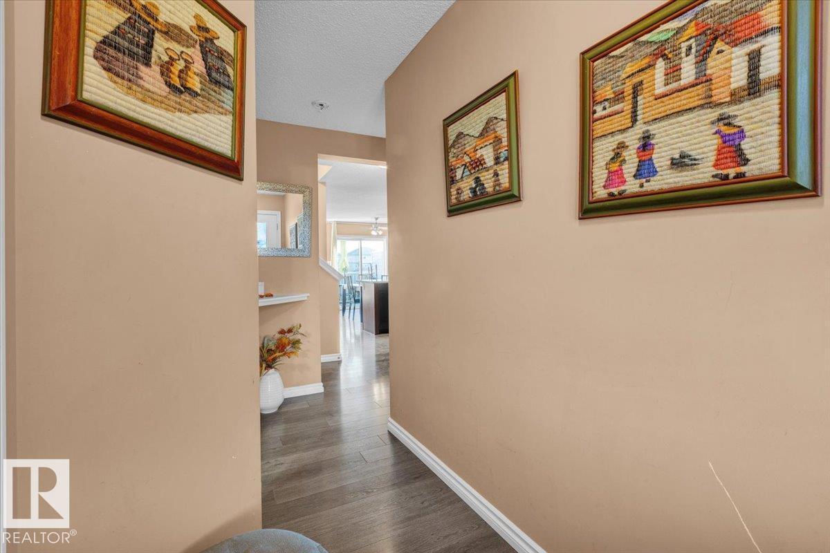 1853 28 St Nw, Edmonton, Alberta  T6T 0N5 - Photo 7 - E4463260