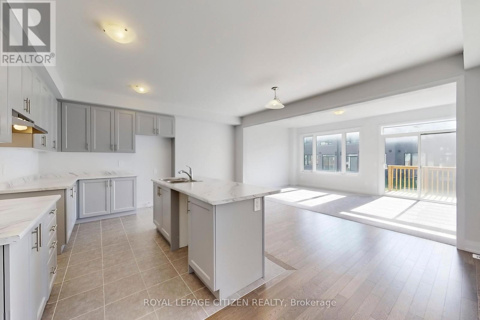 71 Butler Boulevard, Kawartha Lakes, Ontario  K9V 6A9 - Photo 12 - X12479235