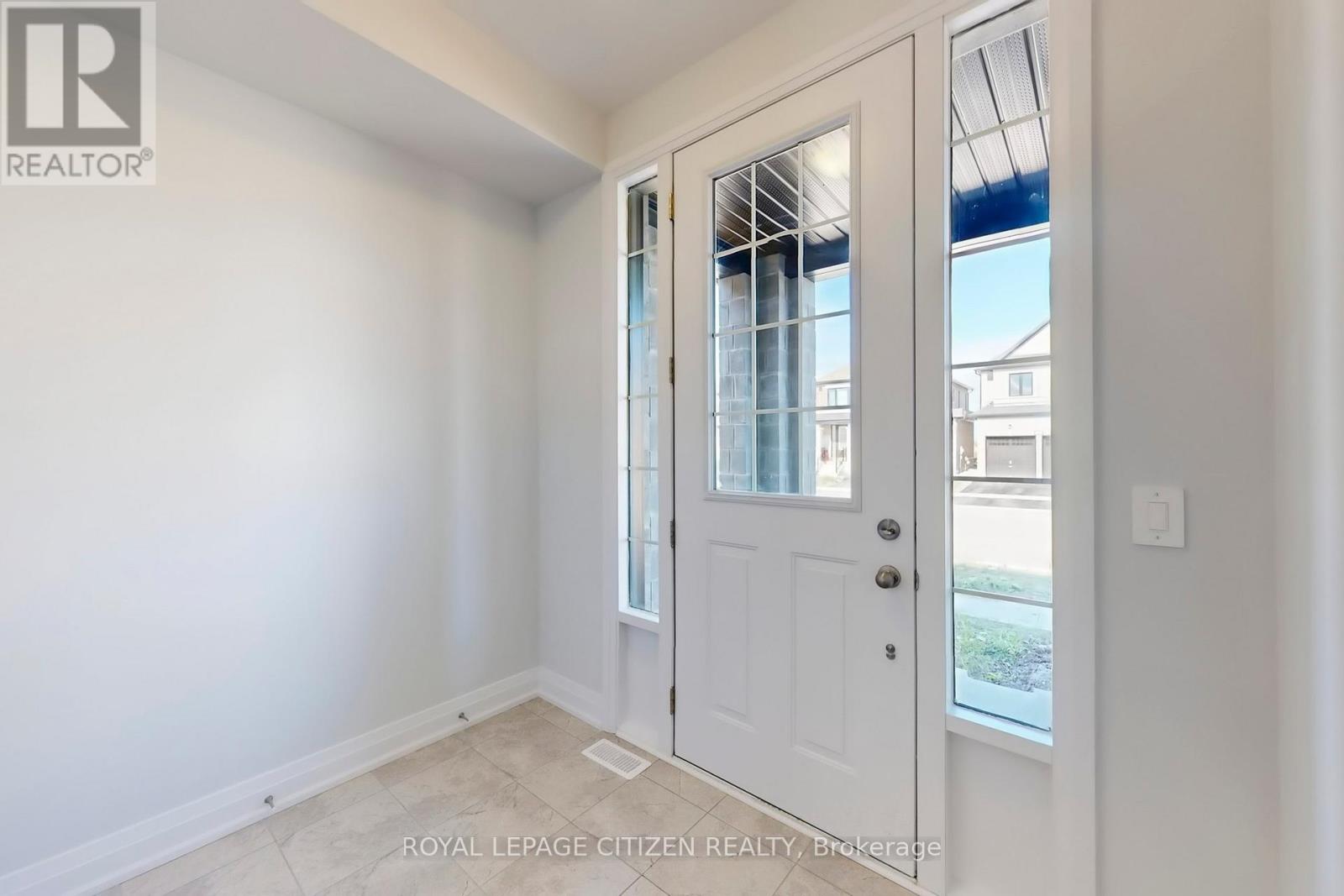 71 Butler Boulevard, Kawartha Lakes, Ontario  K9V 6A9 - Photo 18 - X12479235