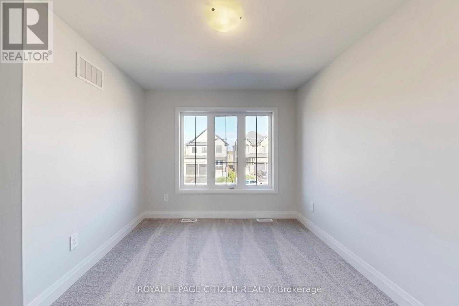 71 Butler Boulevard, Kawartha Lakes, Ontario  K9V 6A9 - Photo 31 - X12479235