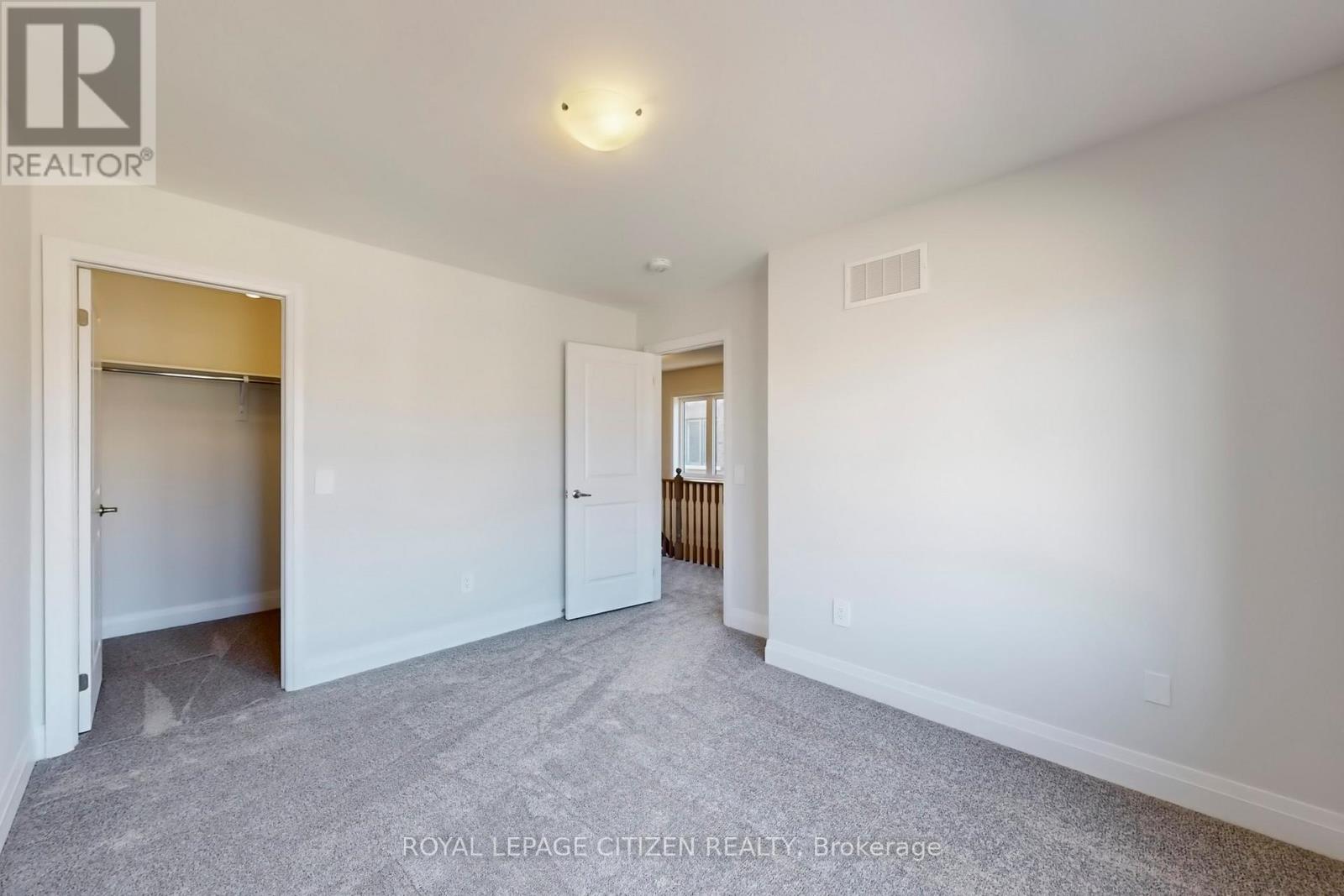 71 Butler Boulevard, Kawartha Lakes, Ontario  K9V 6A9 - Photo 32 - X12479235