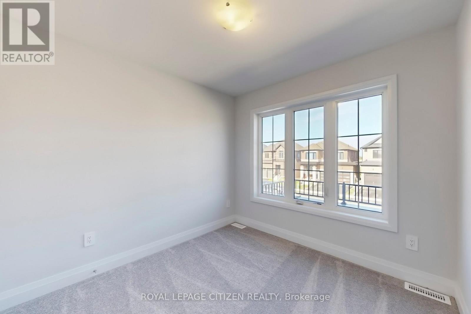 71 Butler Boulevard, Kawartha Lakes, Ontario  K9V 6A9 - Photo 38 - X12479235