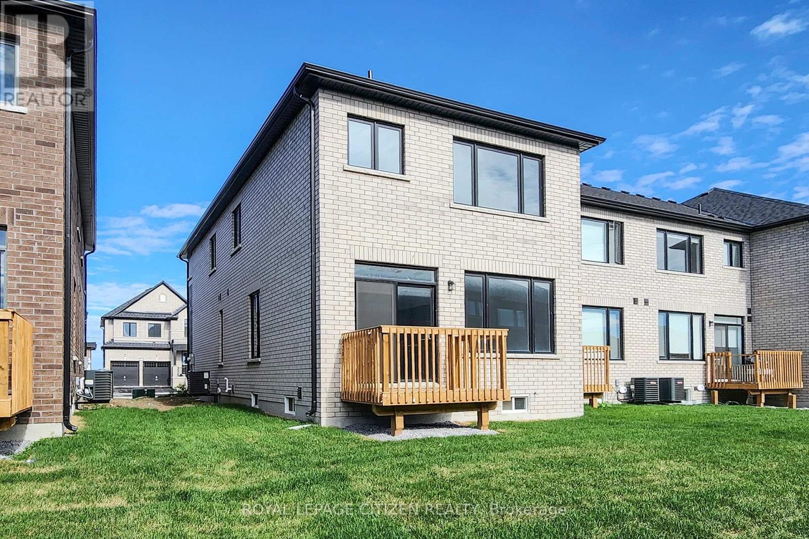 71 Butler Boulevard, Kawartha Lakes, Ontario  K9V 6A9 - Photo 43 - X12479235