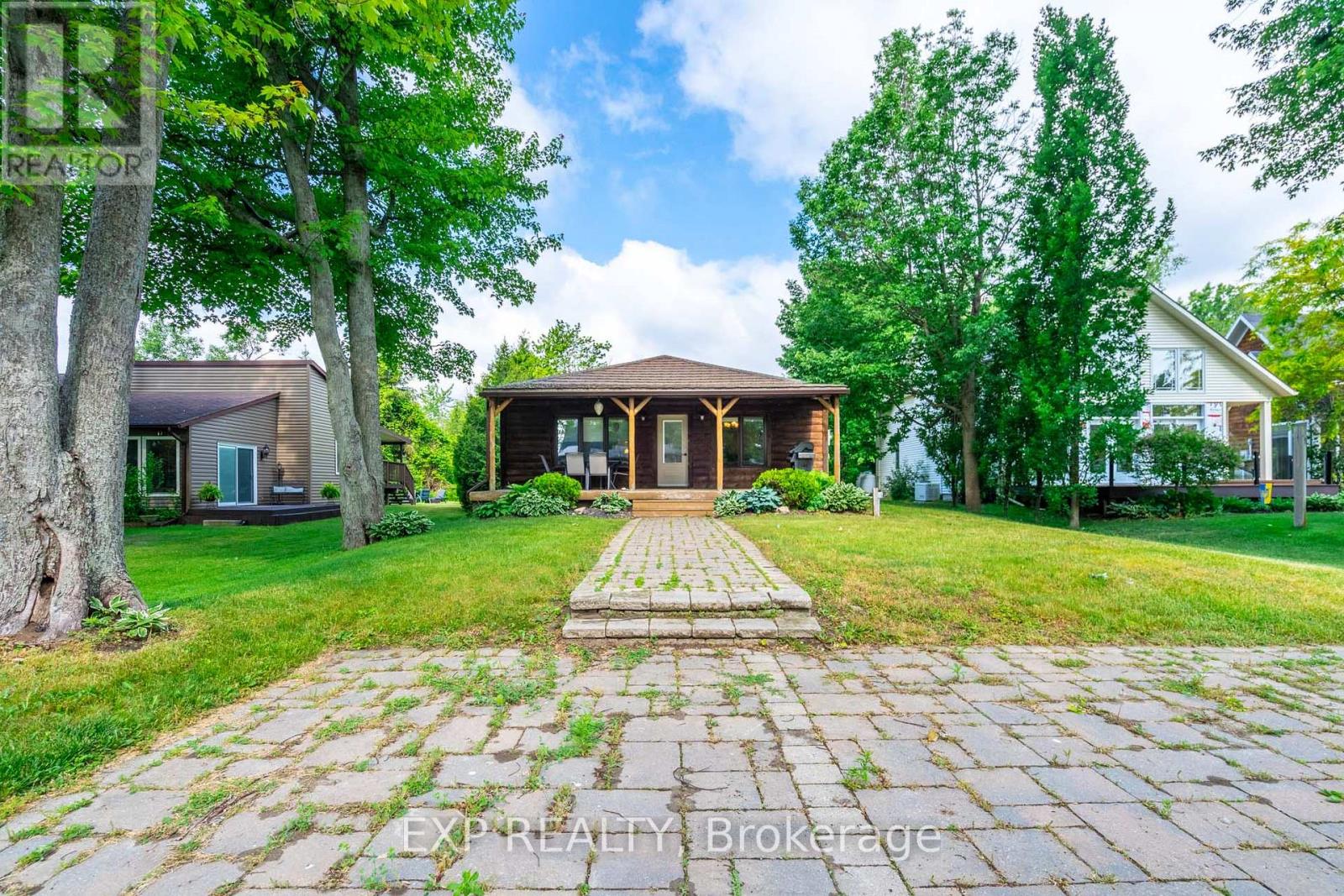 15 PARK LANE CRESCENT, Norfolk, Ontario