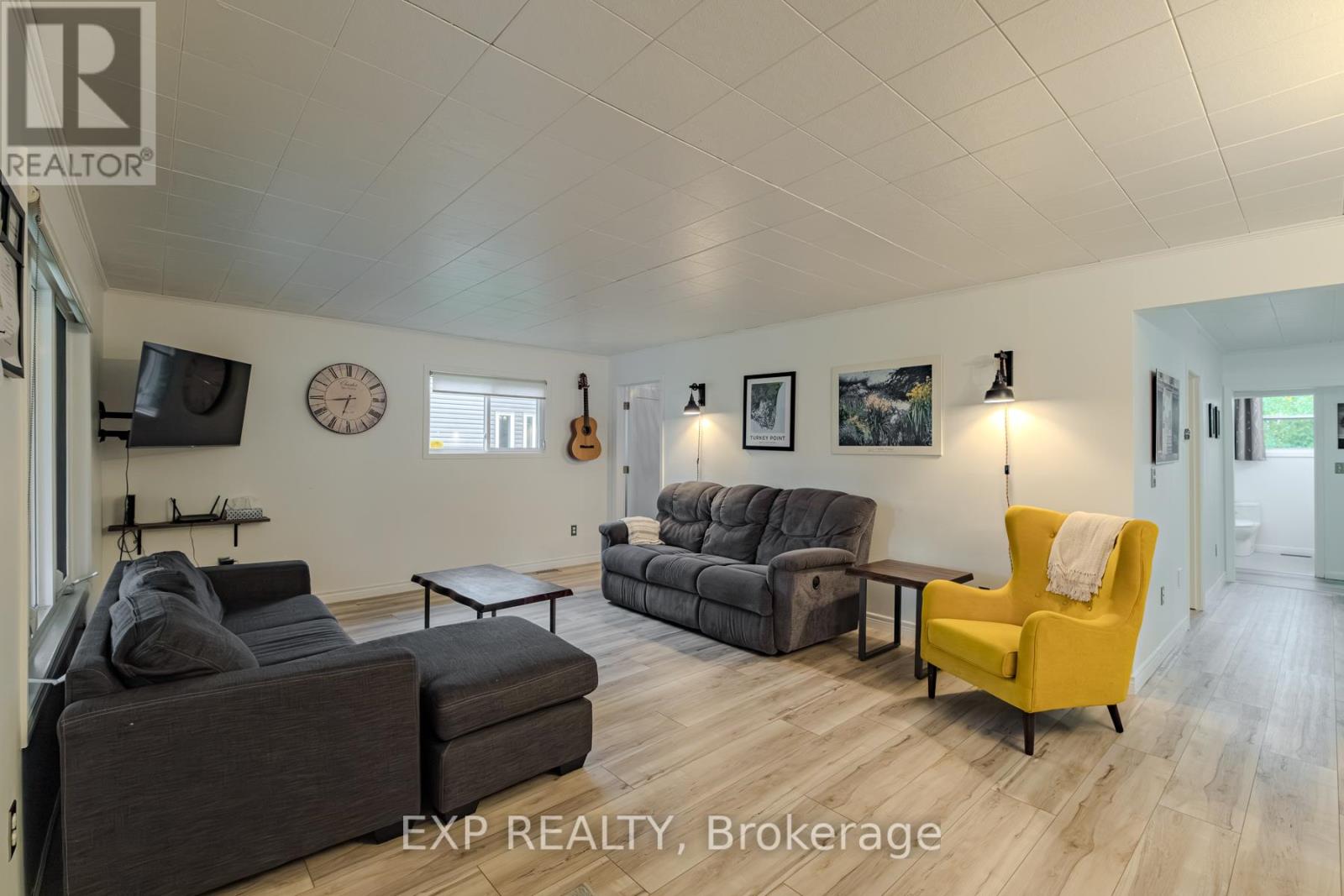 15 Park Lane Crescent, Norfolk, Ontario  N0E 1T0 - Photo 12 - X12479272