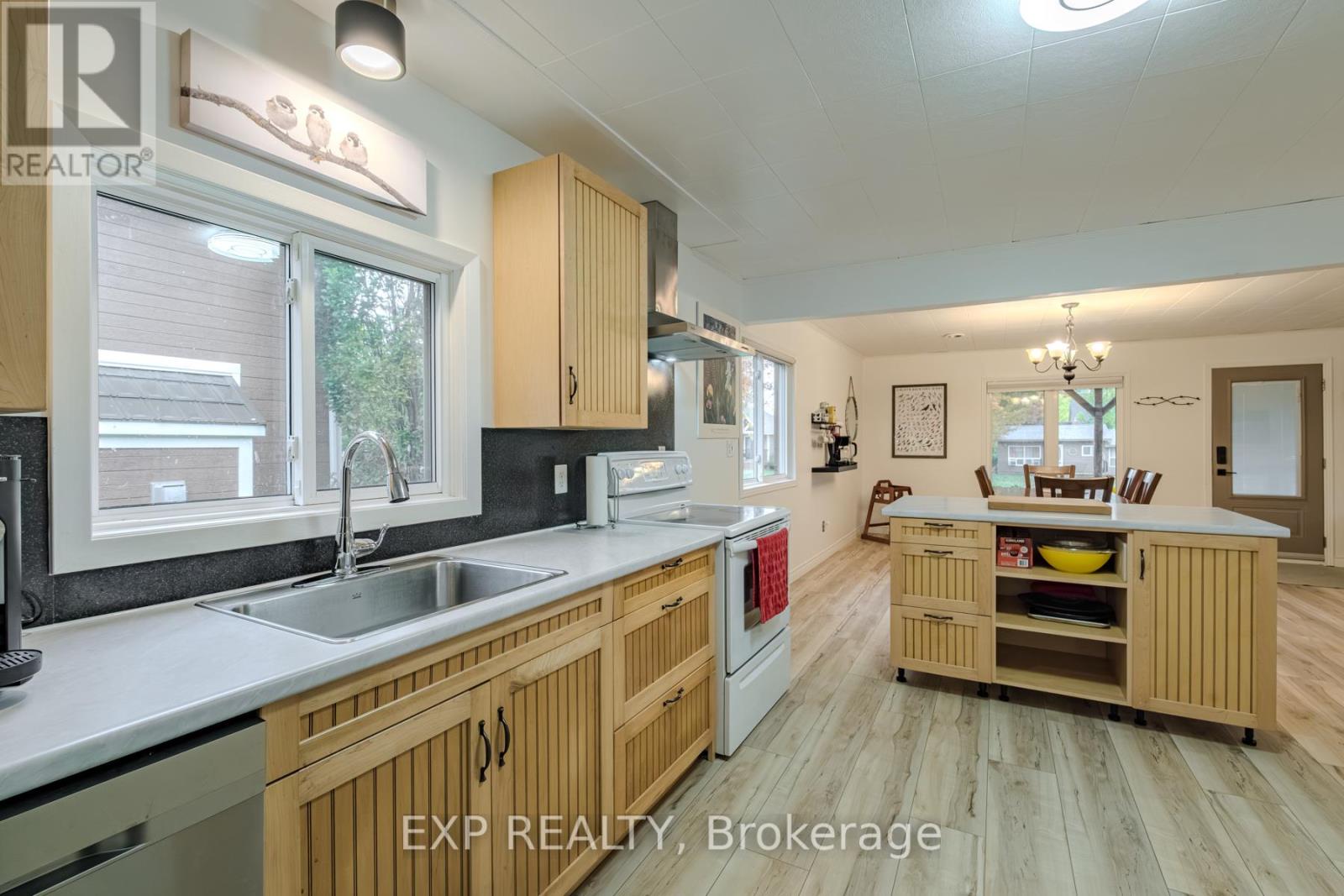 15 Park Lane Crescent, Norfolk, Ontario  N0E 1T0 - Photo 20 - X12479272
