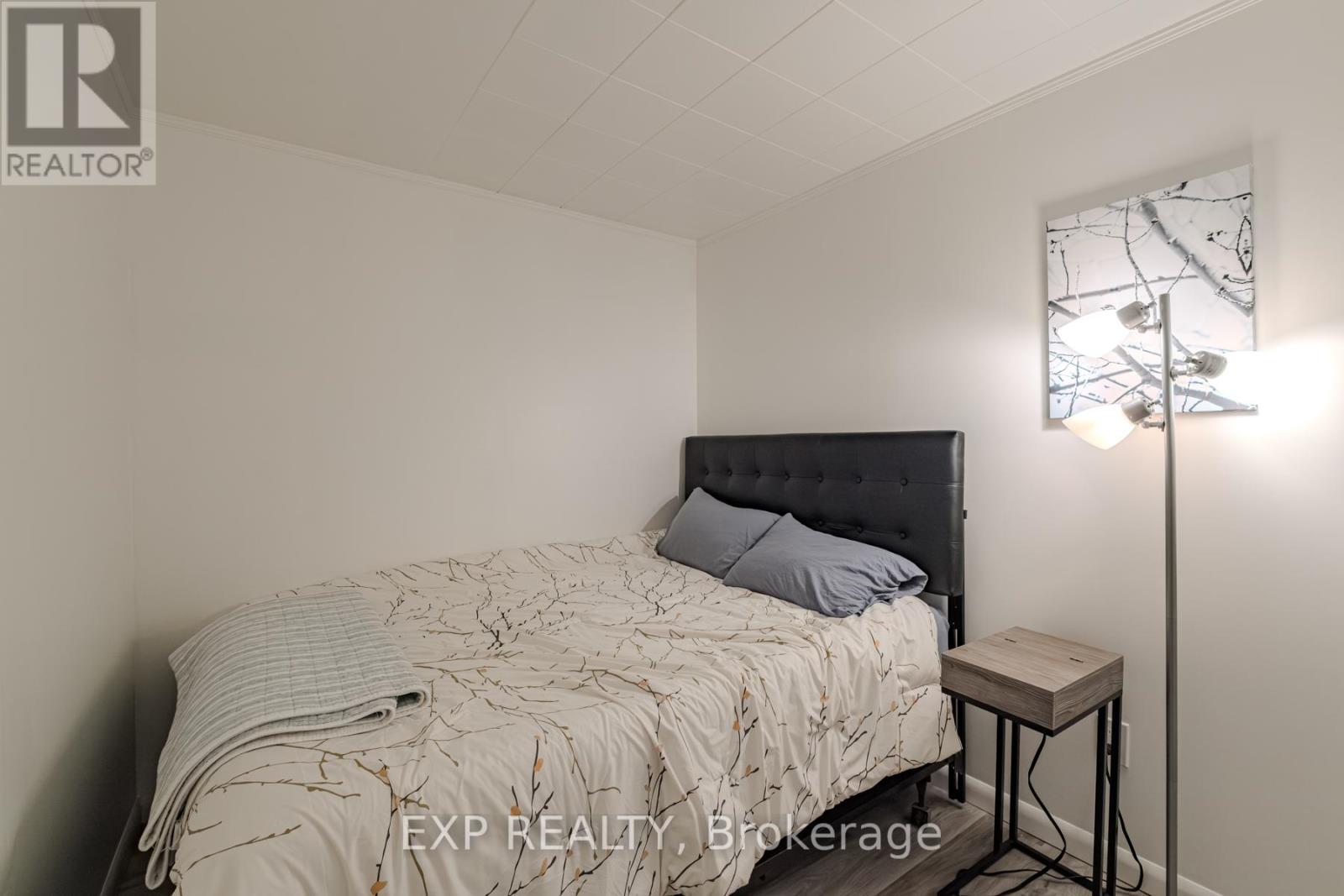 15 Park Lane Crescent, Norfolk, Ontario  N0E 1T0 - Photo 29 - X12479272