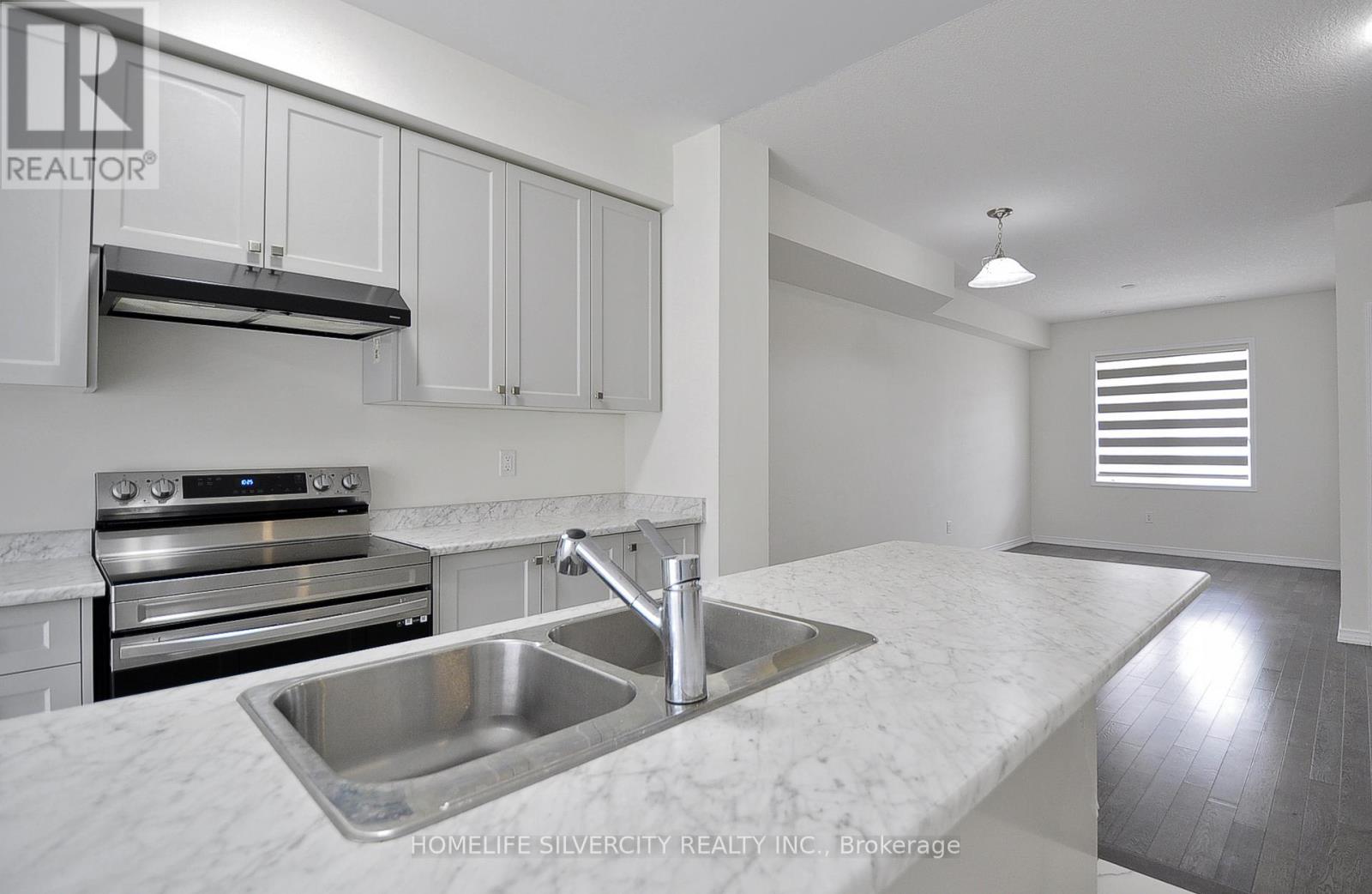 87 Holder Drive, Brantford, Ontario  N3T 0W8 - Photo 9 - X12479280