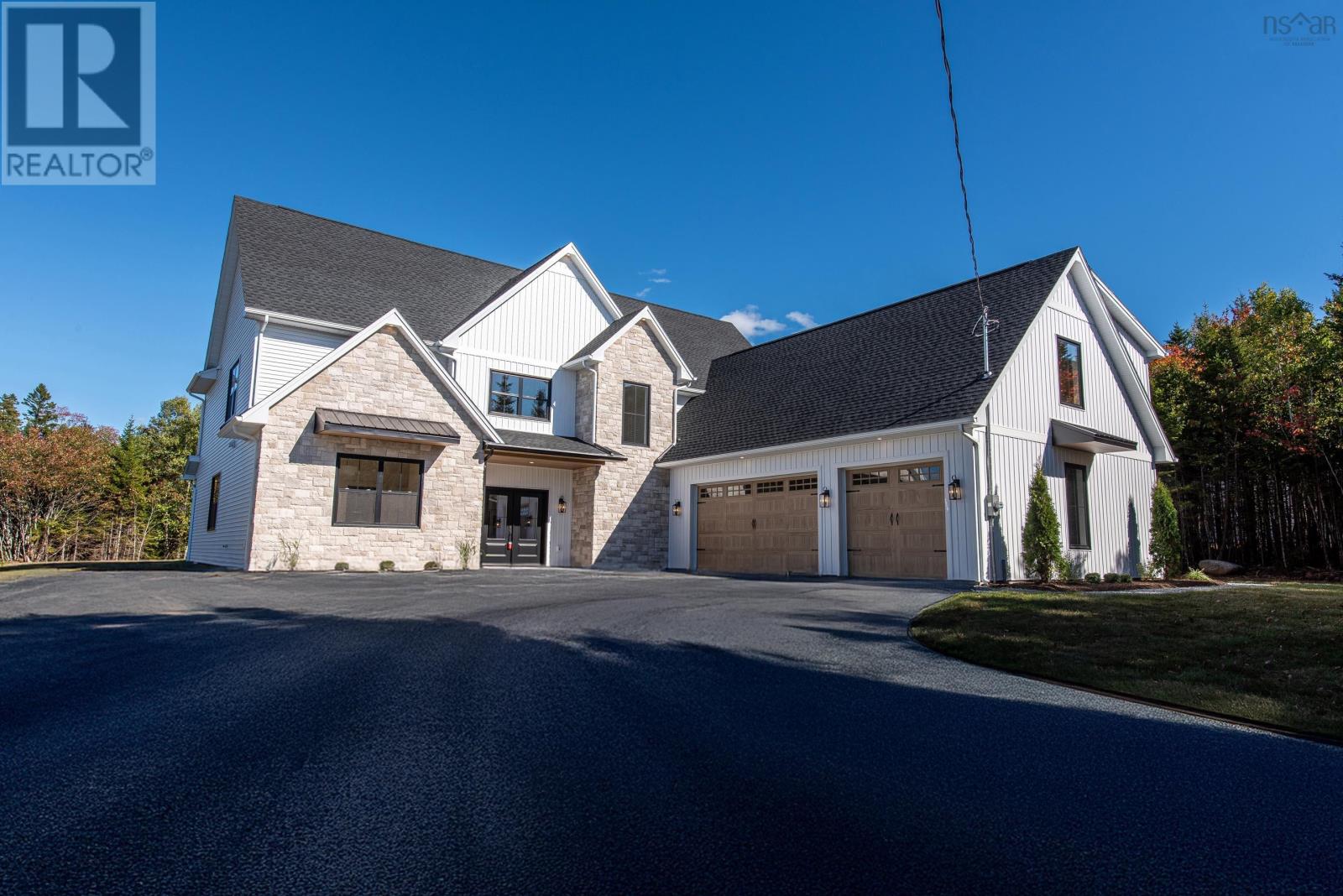 372 Canoe Crescent, Hammonds Plains, Nova Scotia  B4B 2P5 - Photo 2 - 202524740