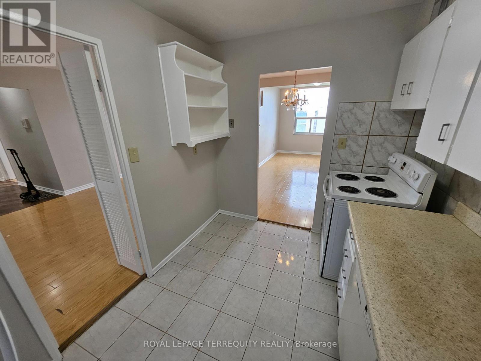 1402 - 5 Shady Golfway, Toronto, Ontario  M3C 3A5 - Photo 15 - C12479311