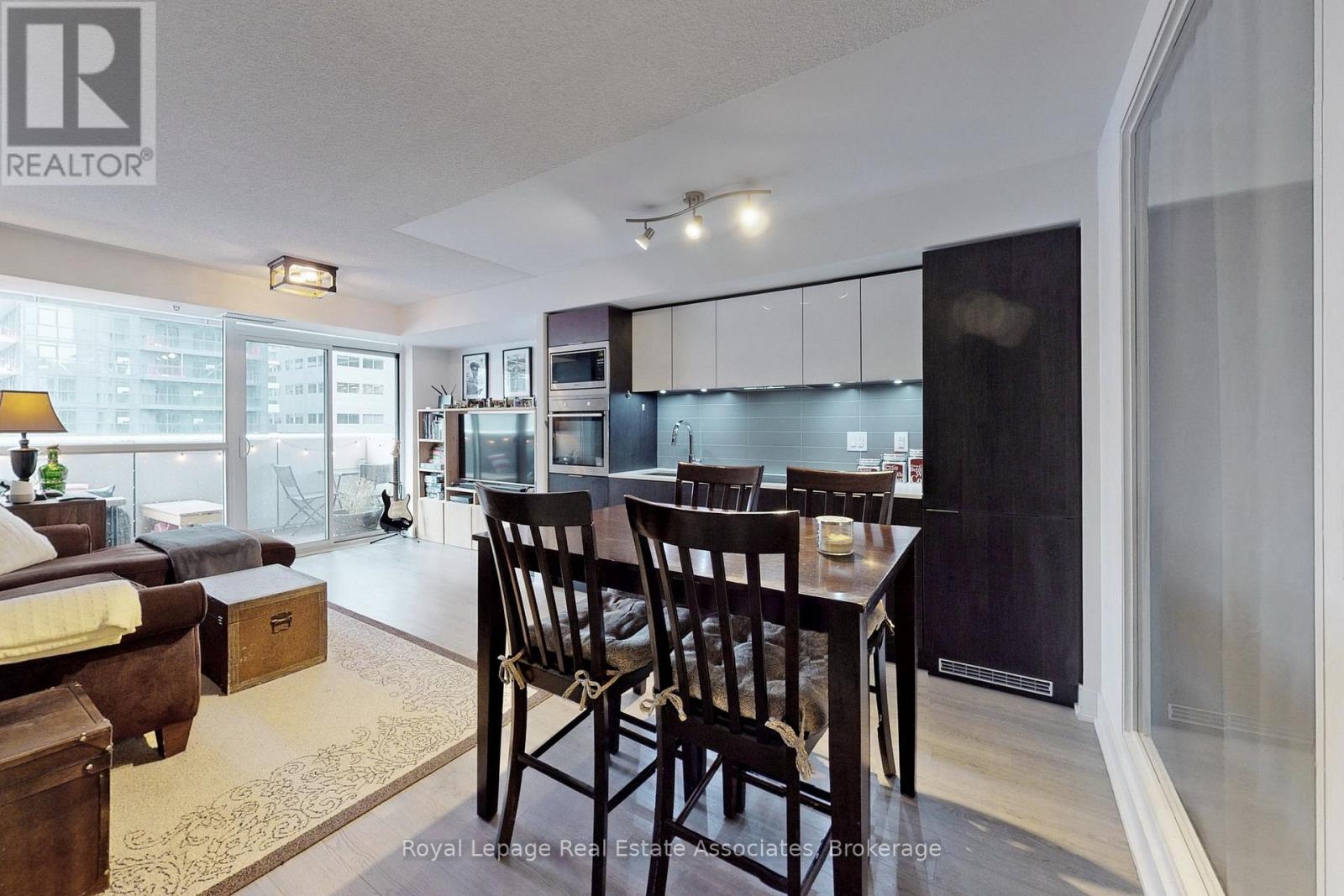 714 - 318 Richmond Street W, Toronto, Ontario  M5V 1X2 - Photo 11 - C12479370