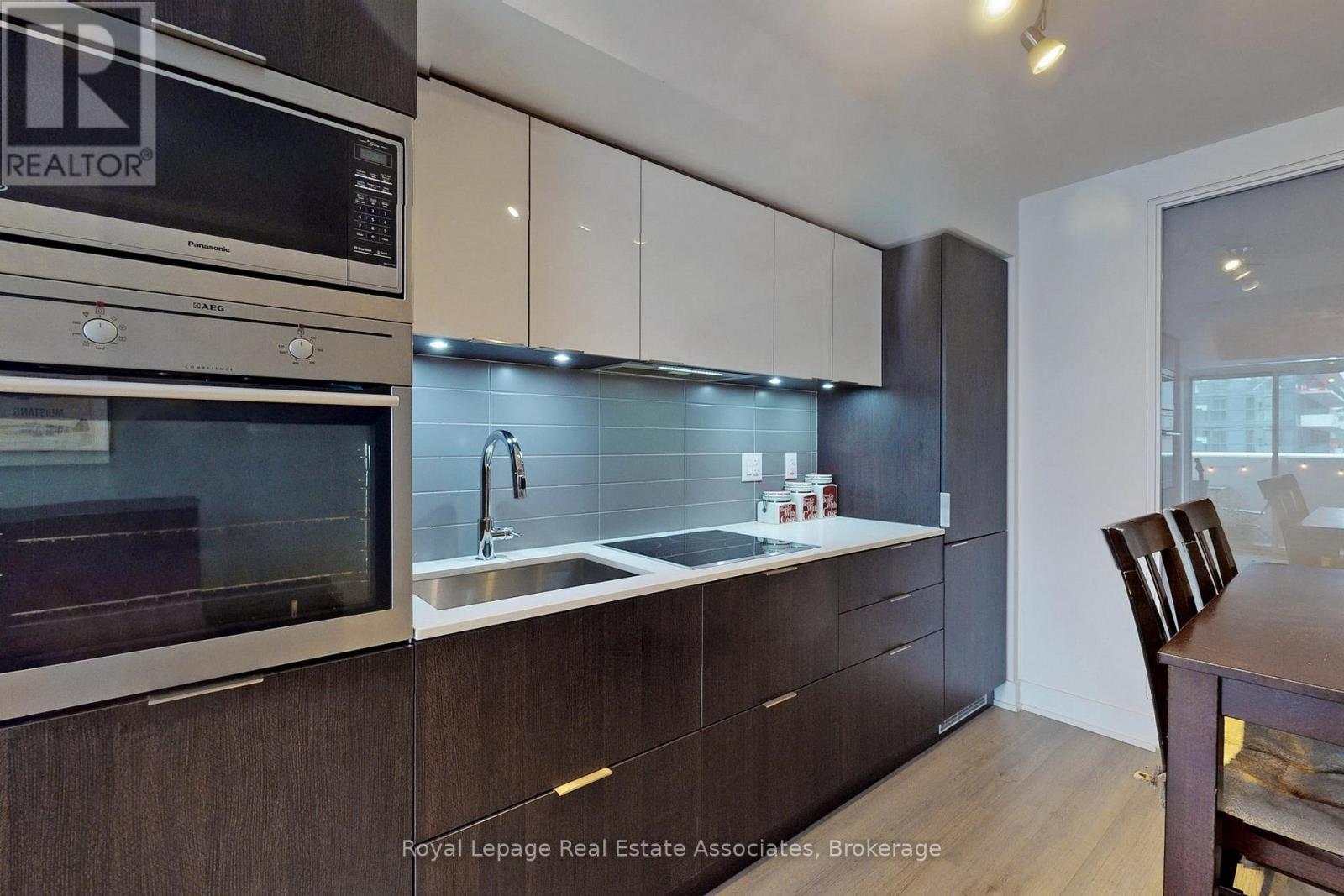 714 - 318 Richmond Street W, Toronto, Ontario  M5V 1X2 - Photo 13 - C12479370