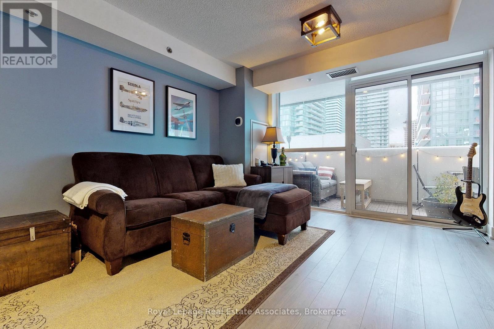 714 - 318 Richmond Street W, Toronto, Ontario  M5V 1X2 - Photo 2 - C12479370